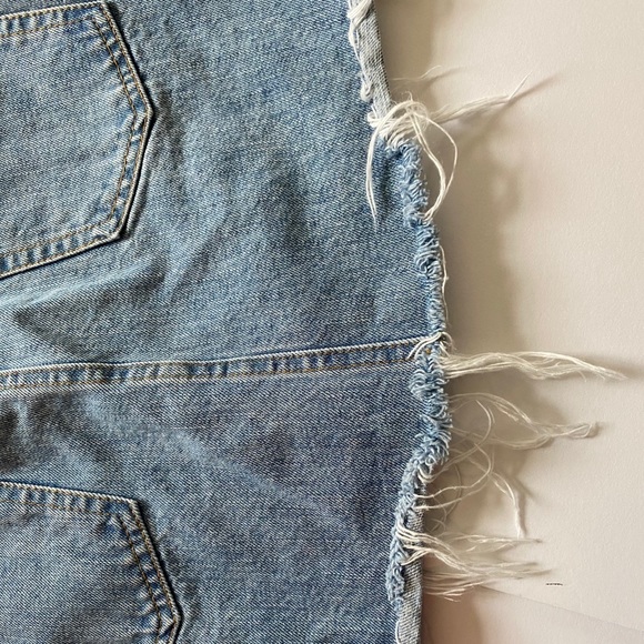 BRANDY MELVILLE JEAN SKIRT - Picture 5 of 9